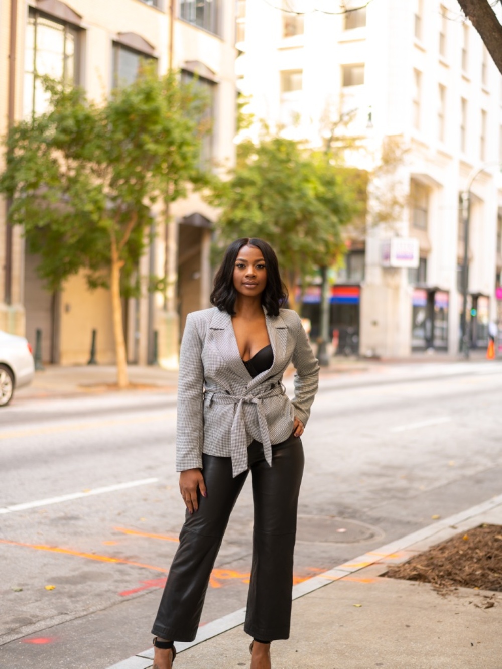 Moda Spiegel Houndstooth Belted Blazer - Picture 2 of 11
